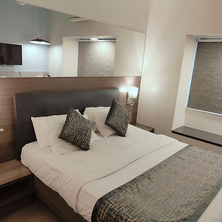 Apollo Guest House Mumbai Room photo