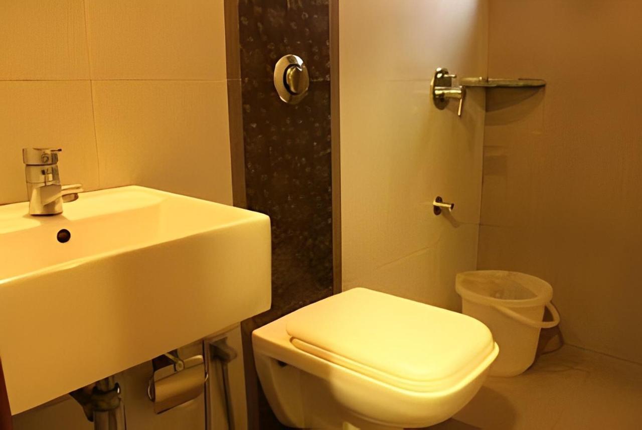 Apollo Guest House Mumbai Exterior photo