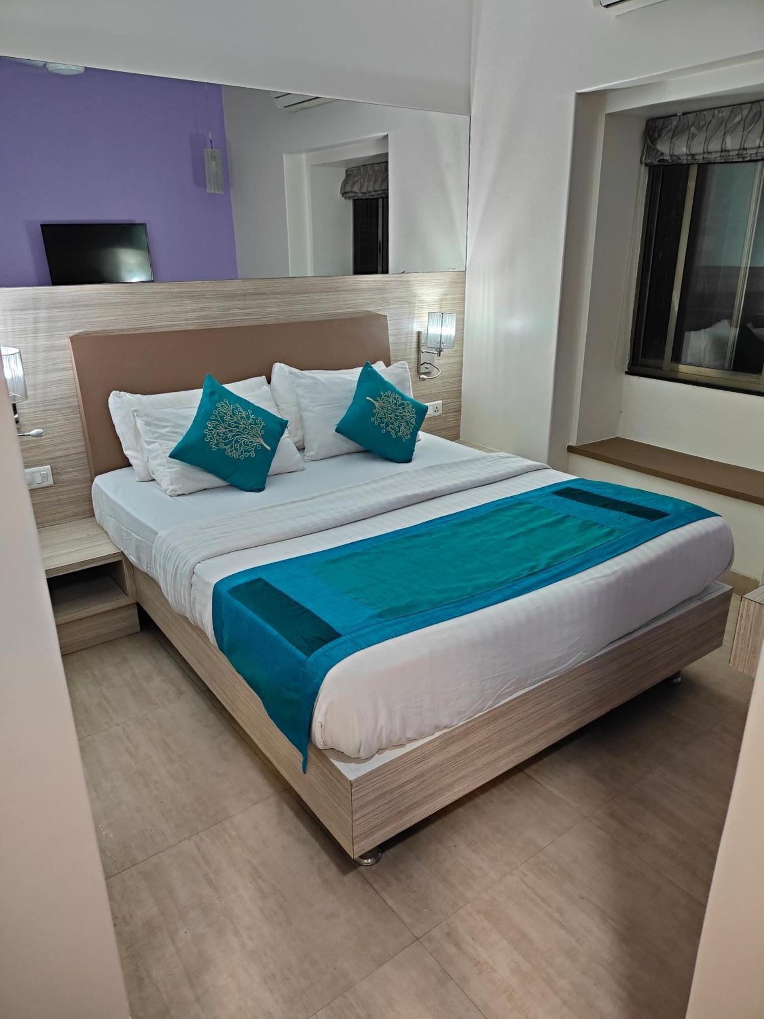 Apollo Guest House Mumbai Exterior photo