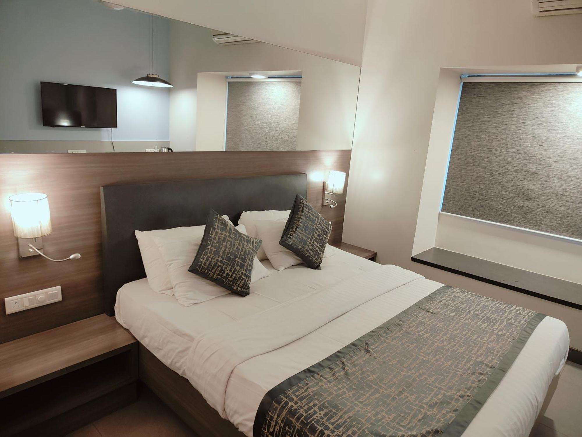 Apollo Guest House Mumbai Room photo