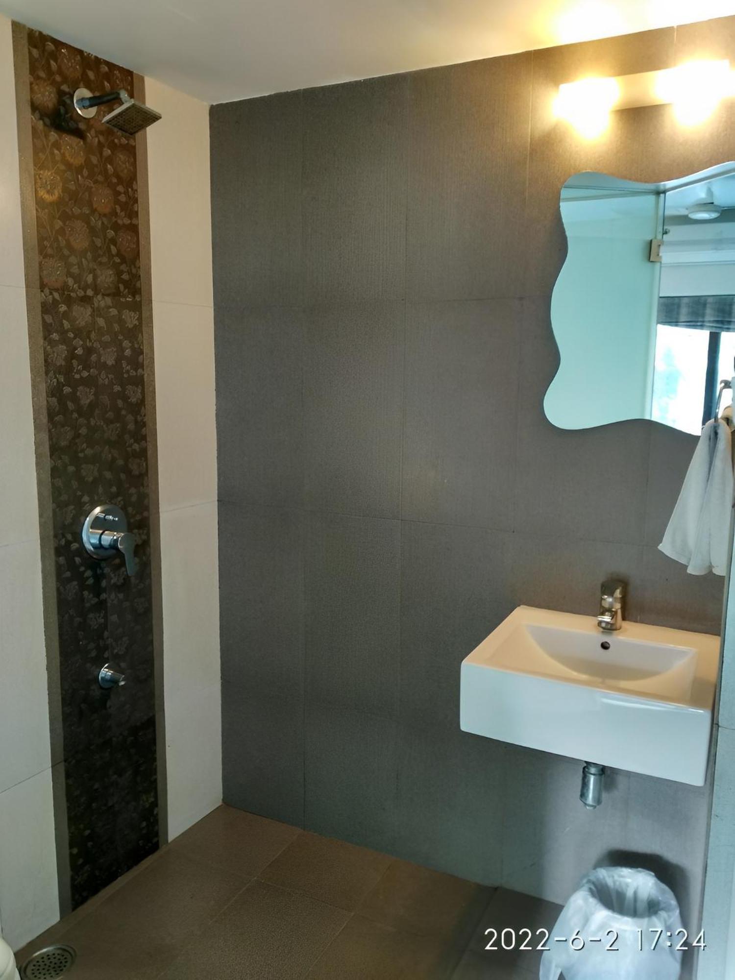 Apollo Guest House Mumbai Room photo